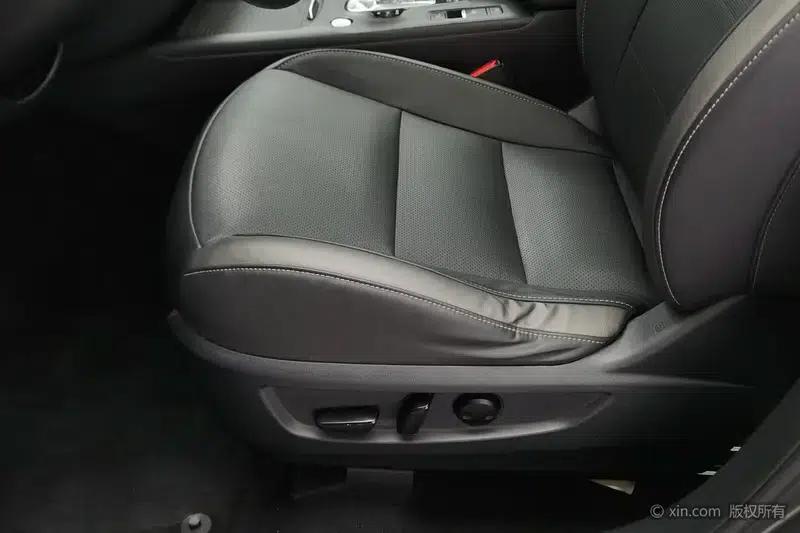 Infiniti QX50 2020 Facelift 2.0T AWD Navigator Edition — миниатюра 18