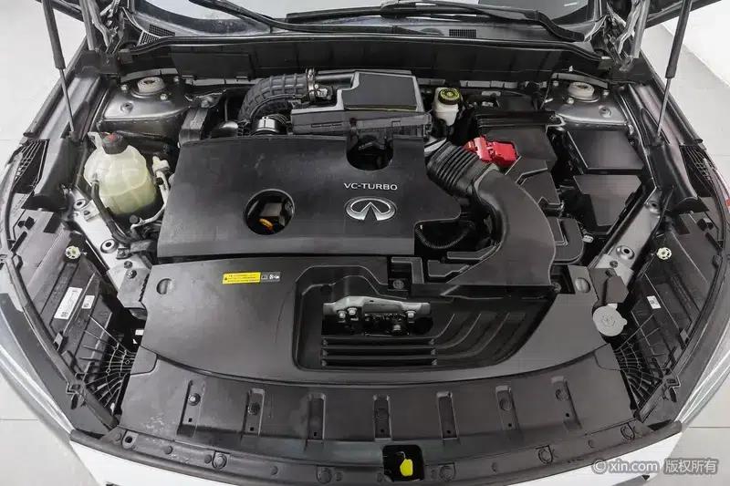 Infiniti QX50 2020 Facelift 2.0T AWD Navigator Edition — миниатюра 5