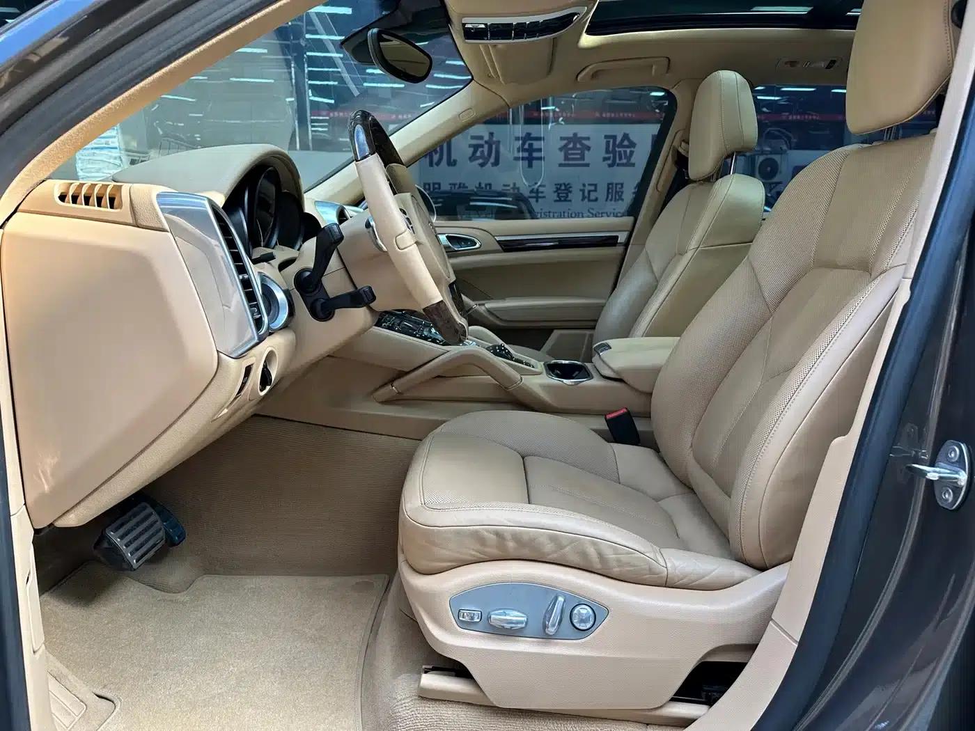 Cayenne 2011 Cayenne 3.0T — миниатюра 4