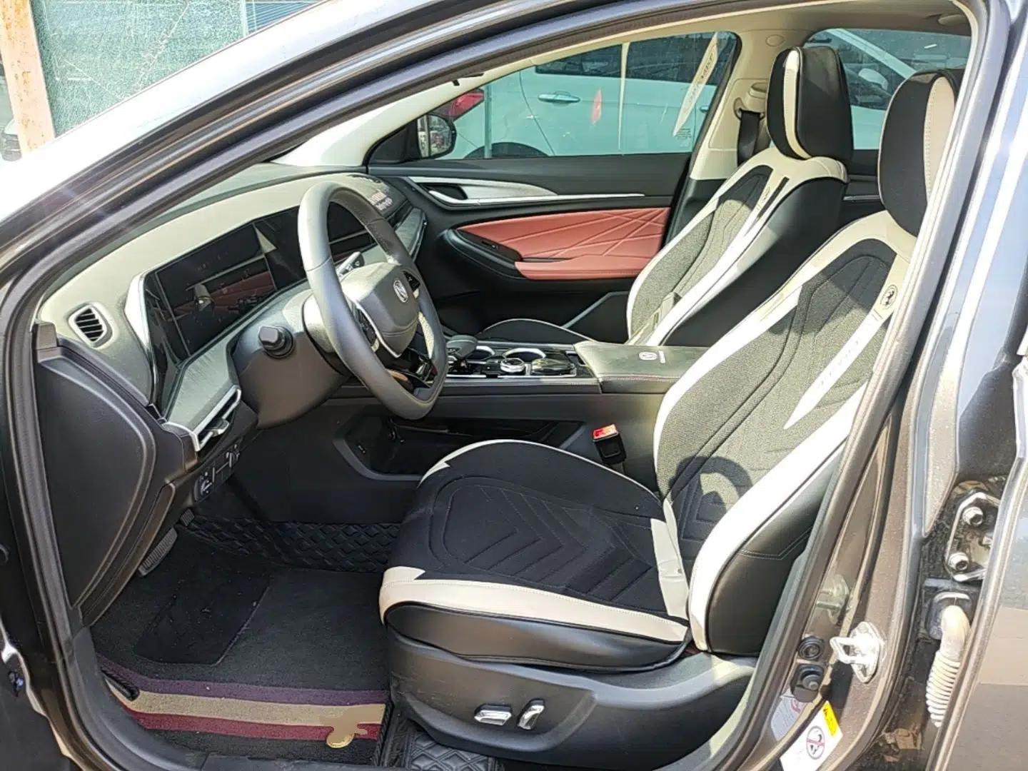 CHANGAN Eado 2022 PLUS Blue Whale NE 1.4T GDI DCT Prestige Edition — миниатюра 17