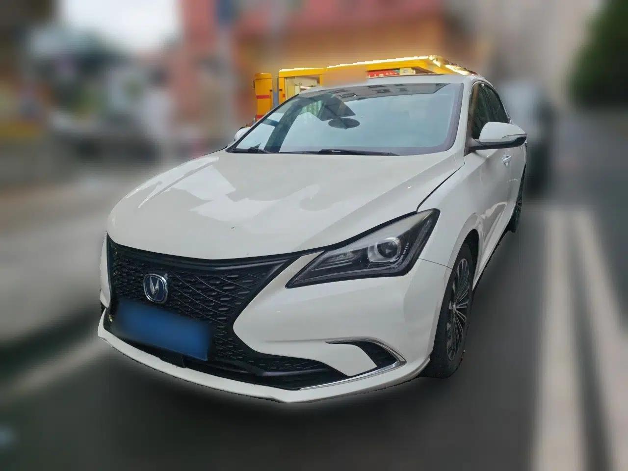 CHANGAN Eado 2019 Blue Whale Edition 280T GDI DCT High-Speed Model — миниатюра 1