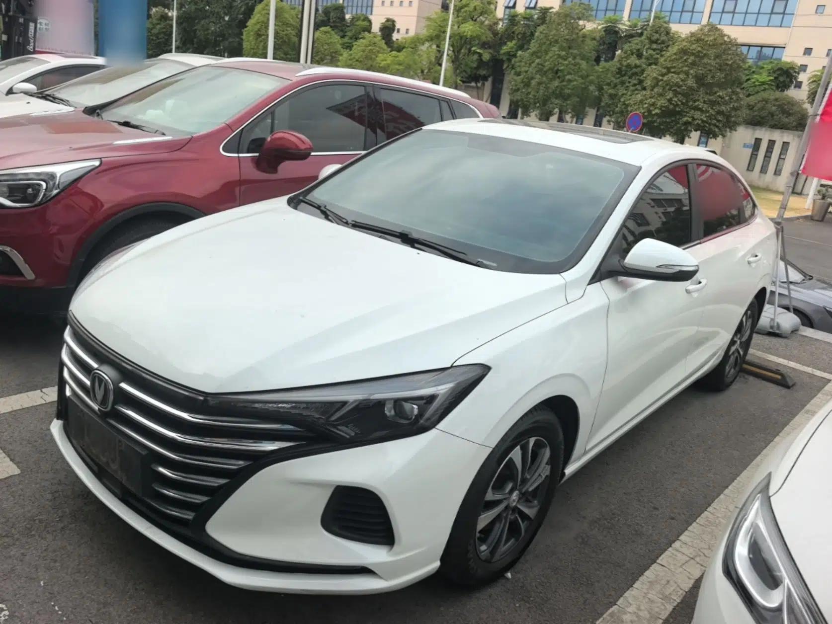 CHANGAN Eado 2021 PLUS 1.6L GDI Manual Luxury Model — миниатюра 1