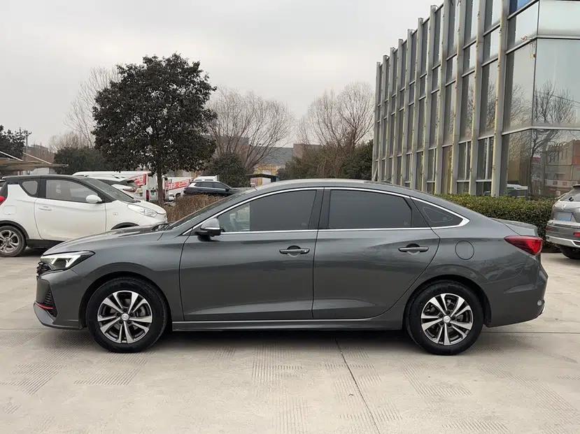 CHANGAN Eado 2023 Changan Edition PLUS Blue Whale NE 1.4T GDI DCT Prestige Version — миниатюра 13