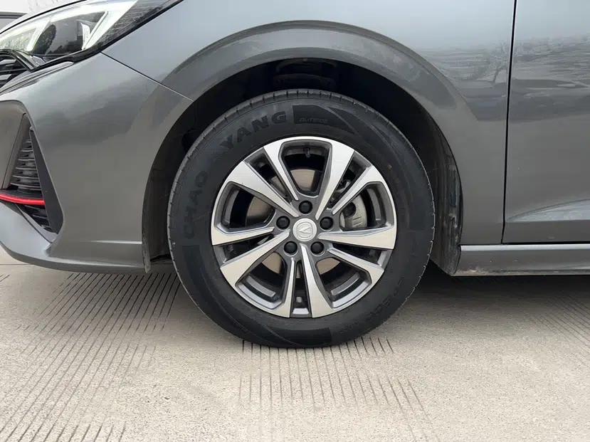 CHANGAN Eado 2023 Changan Edition PLUS Blue Whale NE 1.4T GDI DCT Prestige Version — миниатюра 14