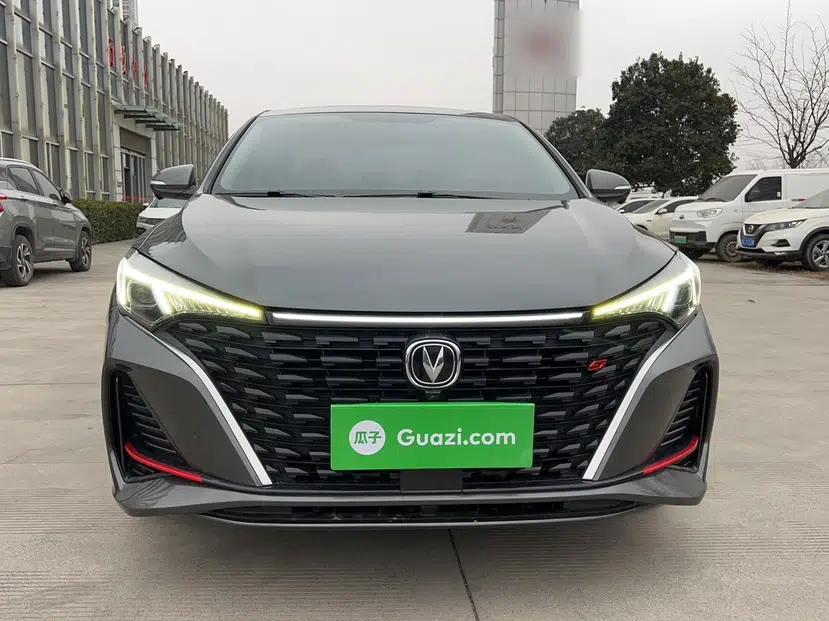 CHANGAN Eado 2023 Changan Edition PLUS Blue Whale NE 1.4T GDI DCT Prestige Version — миниатюра 15