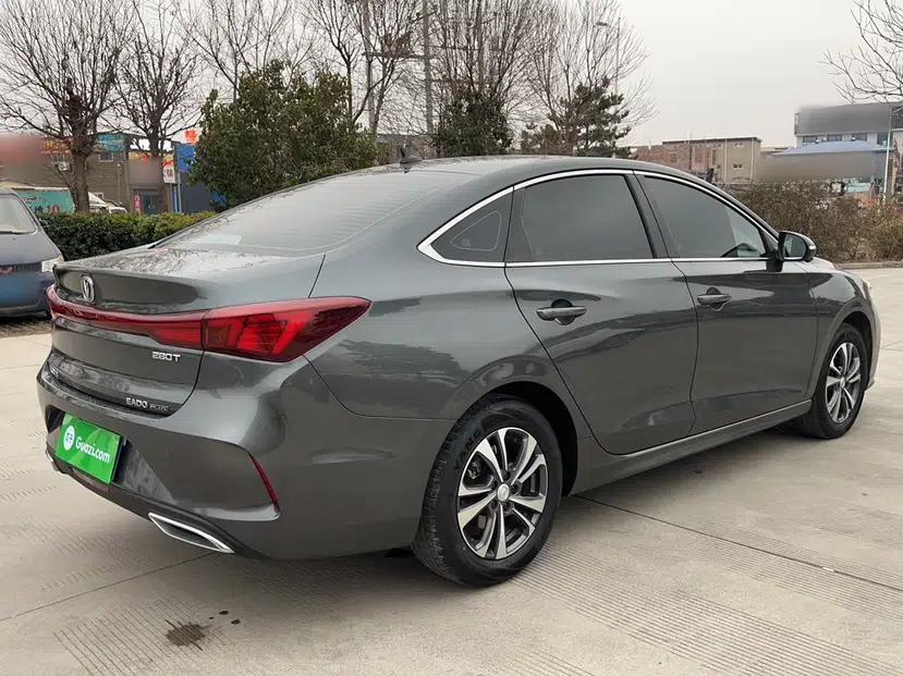 CHANGAN Eado 2023 Changan Edition PLUS Blue Whale NE 1.4T GDI DCT Prestige Version — миниатюра 19