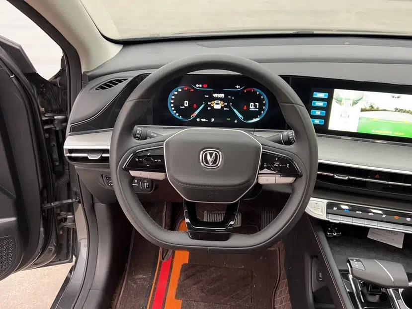 CHANGAN Eado 2023 Changan Edition PLUS Blue Whale NE 1.4T GDI DCT Prestige Version — миниатюра 21