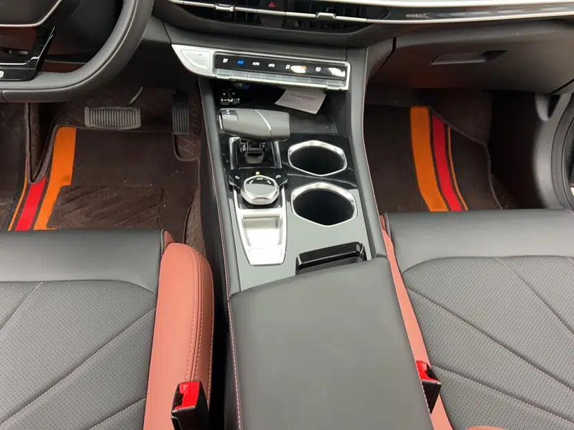 CHANGAN Eado 2023 Changan Edition PLUS Blue Whale NE 1.4T GDI DCT Prestige Version — миниатюра 24