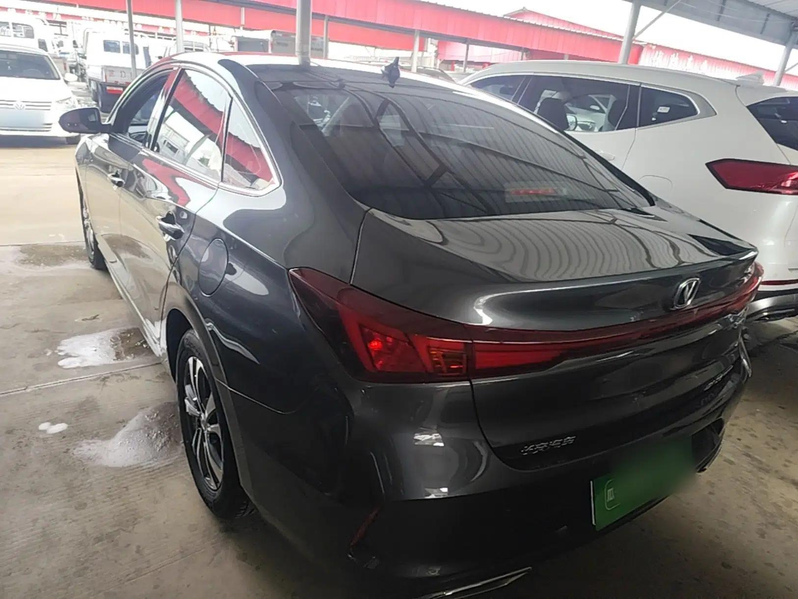 CHANGAN Eado 2023 Changan Edition PLUS Blue Whale NE 1.4T GDI DCT Prestige Version — миниатюра 4