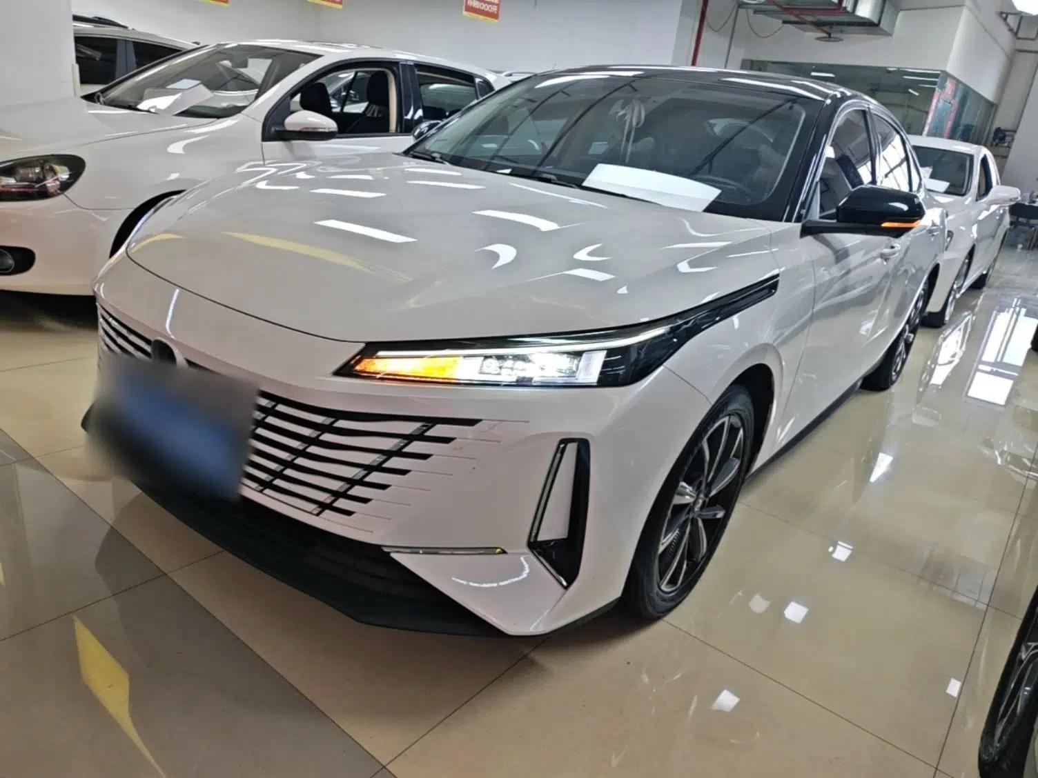 CHANGAN Eado 2025 Blue Whale 1.5T 500Bar Prestige Model — миниатюра 1