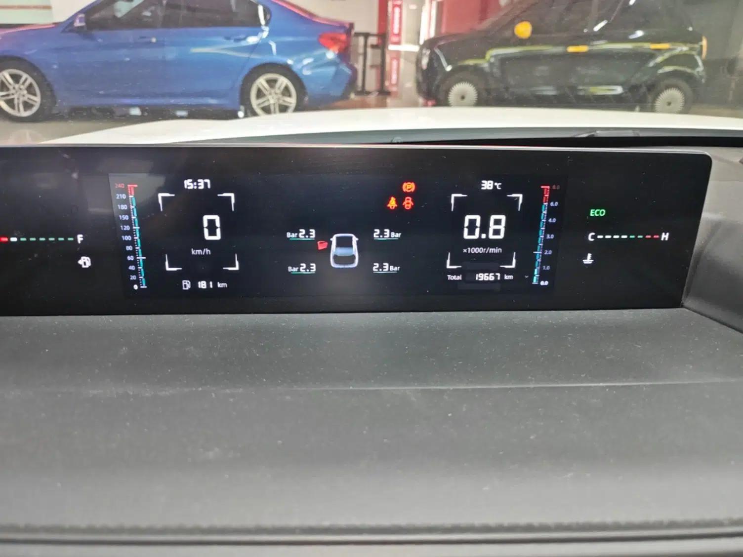 CHANGAN Eado 2025 Blue Whale 1.5T 500Bar Prestige Model — миниатюра 14