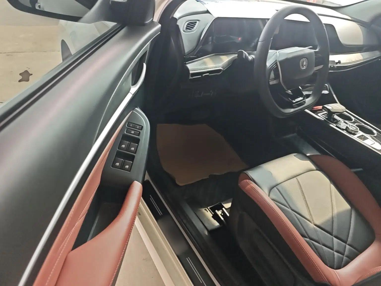 CHANGAN Eado 2023 Changan Edition PLUS Blue Whale NE 1.4T GDI DCT Prestige Version — миниатюра 18