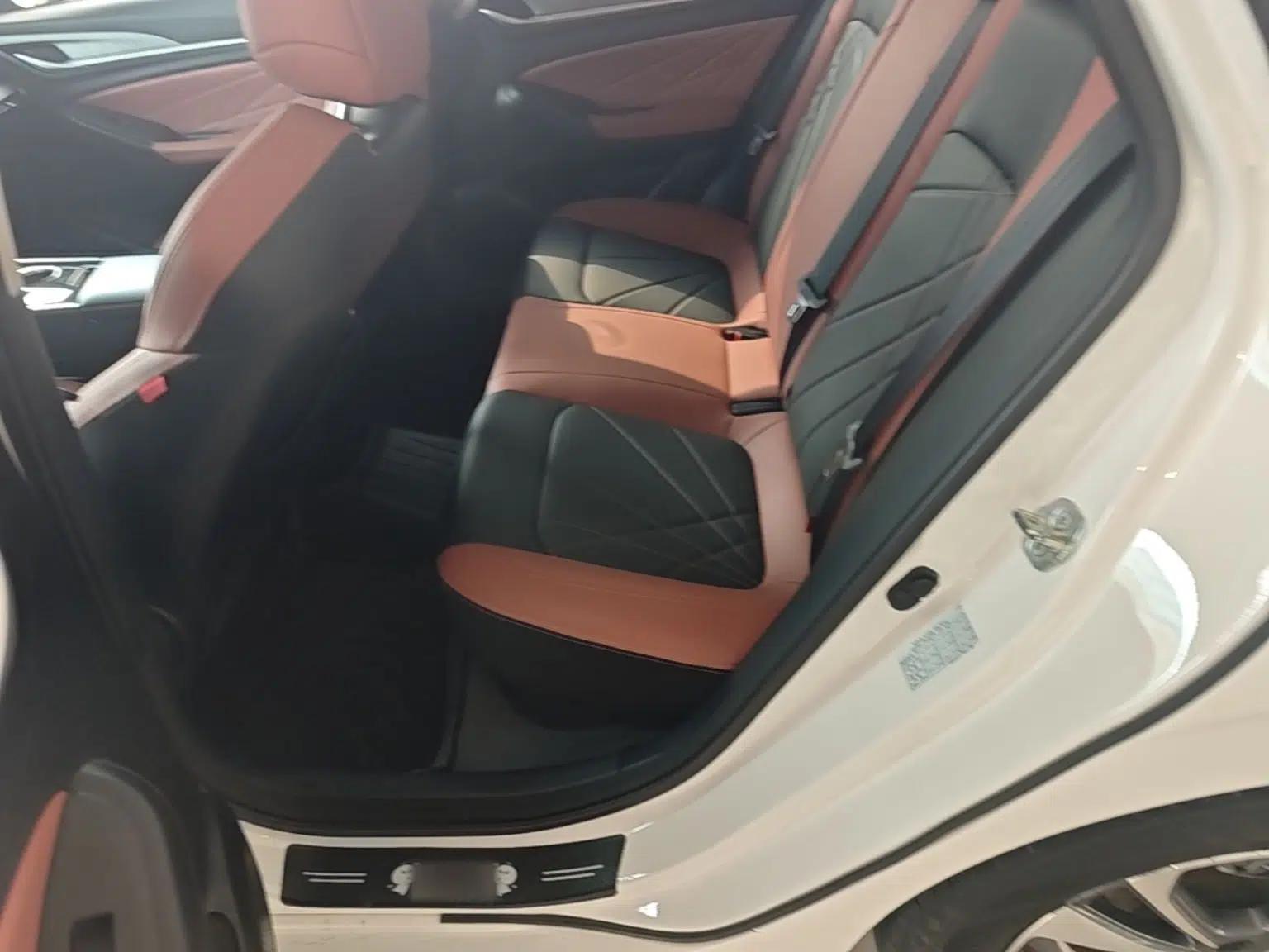 CHANGAN Eado 2023 Changan Edition PLUS Blue Whale NE 1.4T GDI DCT Prestige Version — миниатюра 20