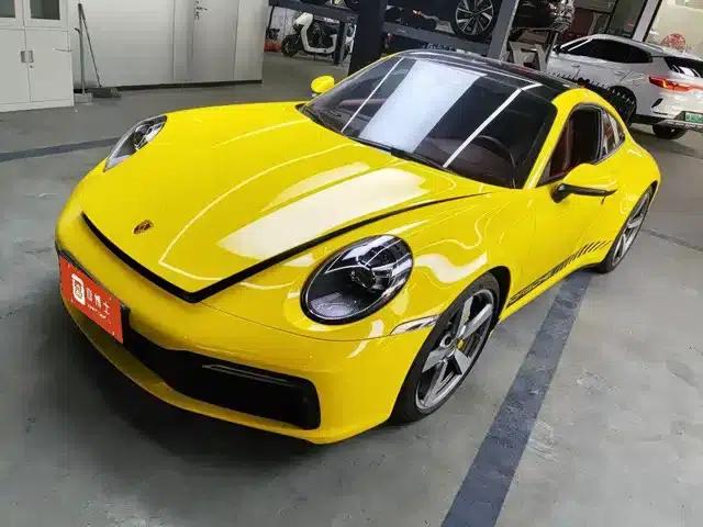 2022 Porsche 911 Carrera 3.0T