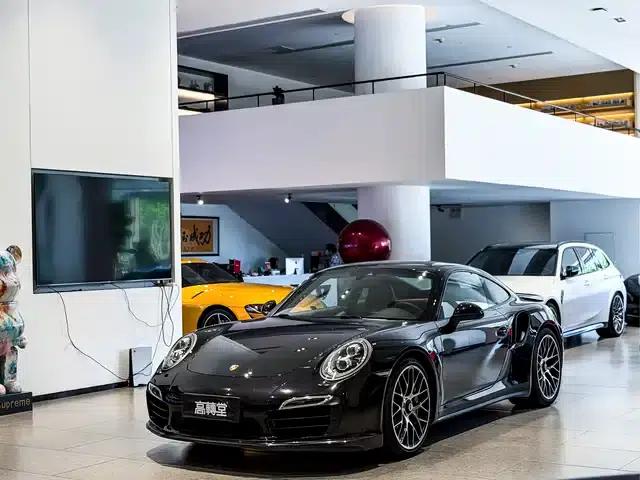 2014 Porsche 911 Turbo S 3.8T