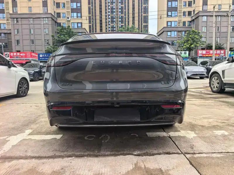 Zhijie R7 2024 Range Extender 37kWh Max Rear-Wheel Drive Version — миниатюра 5