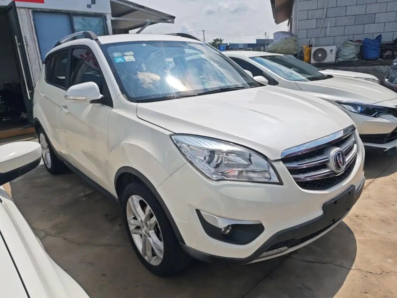 CHANGAN CS35 2016 1.6L Automatic Luxury Model China IV Standard — миниатюра 3