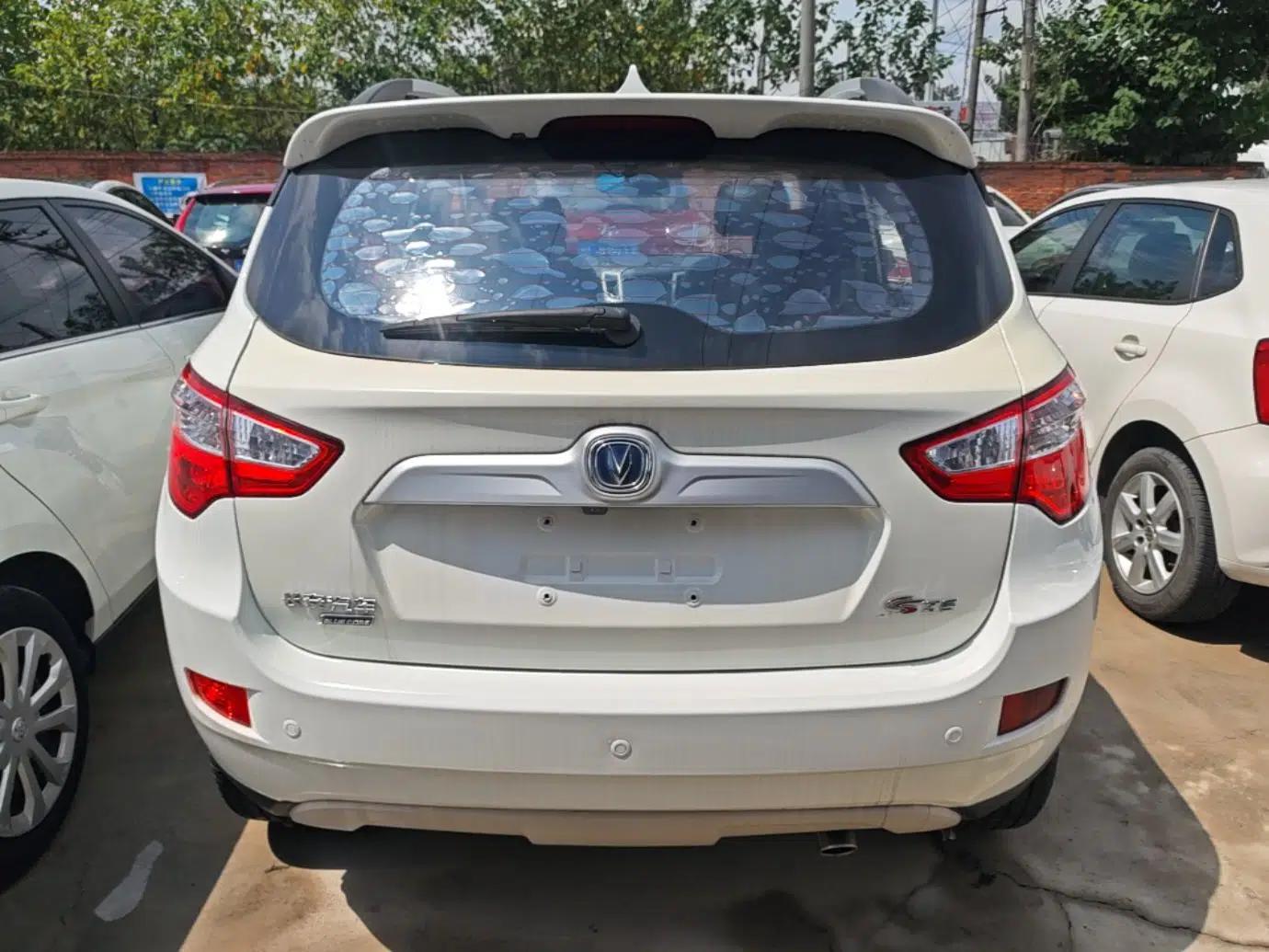 CHANGAN CS35 2016 1.6L Automatic Luxury Model China IV Standard — миниатюра 5