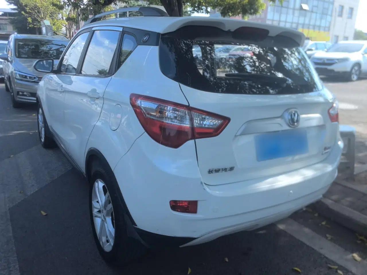 CHANGAN CS35 2015 1.6L Manual Luxury Model China V Standard — миниатюра 4