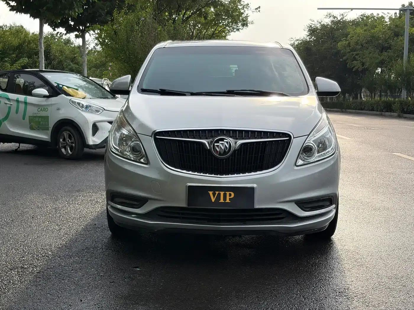 Buick GL8 2017 25S Premium Edition (National V Emission Standard) — миниатюра 2