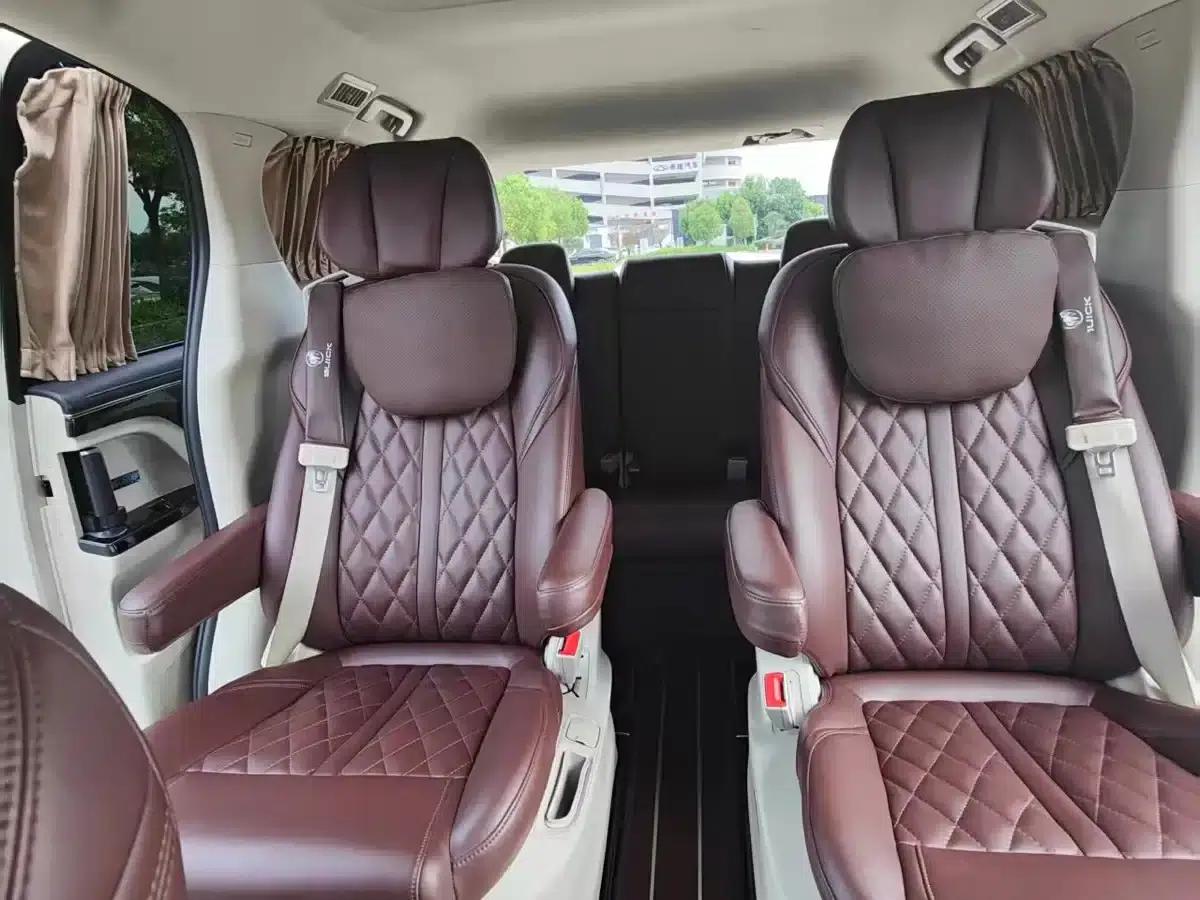 Buick GL8 2017 ES 28T Comfort Model (National V Emission Standard) — миниатюра 11