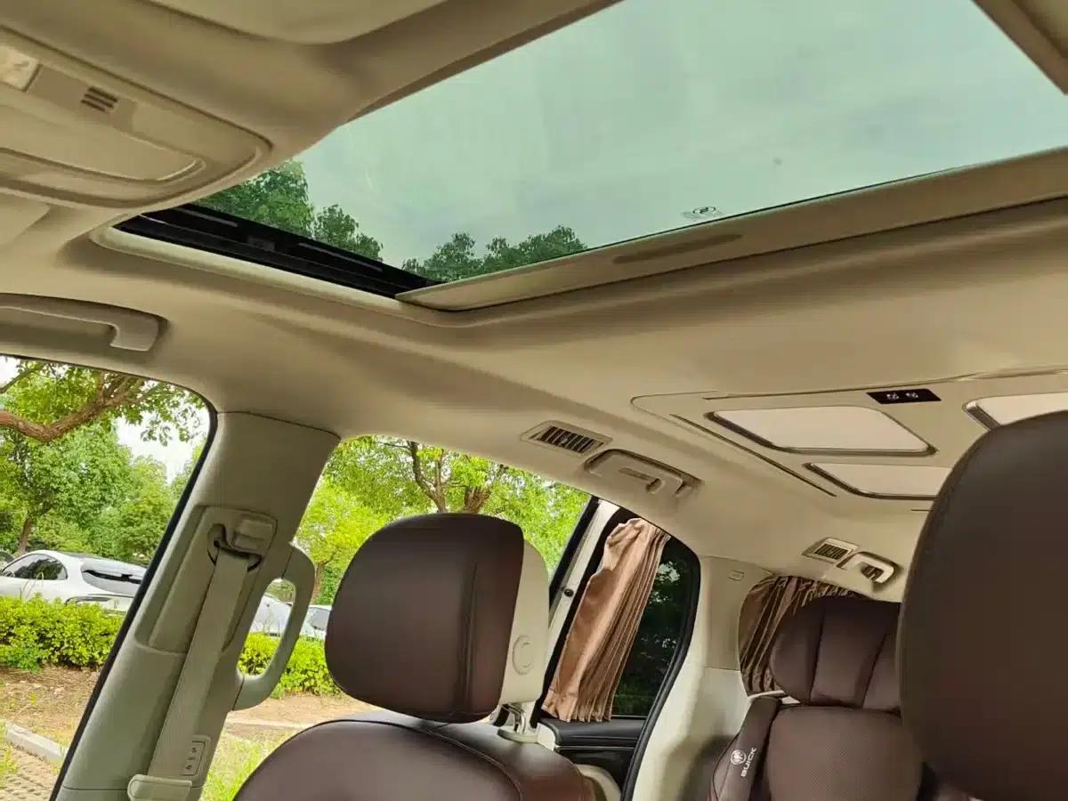 Buick GL8 2017 ES 28T Comfort Model (National V Emission Standard) — миниатюра 16