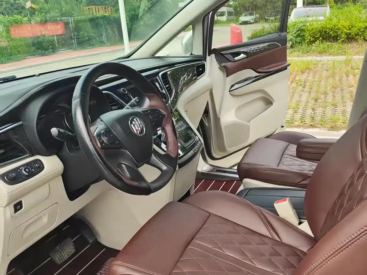 Buick GL8 2017 ES 28T Comfort Model (National V Emission Standard) — миниатюра 9