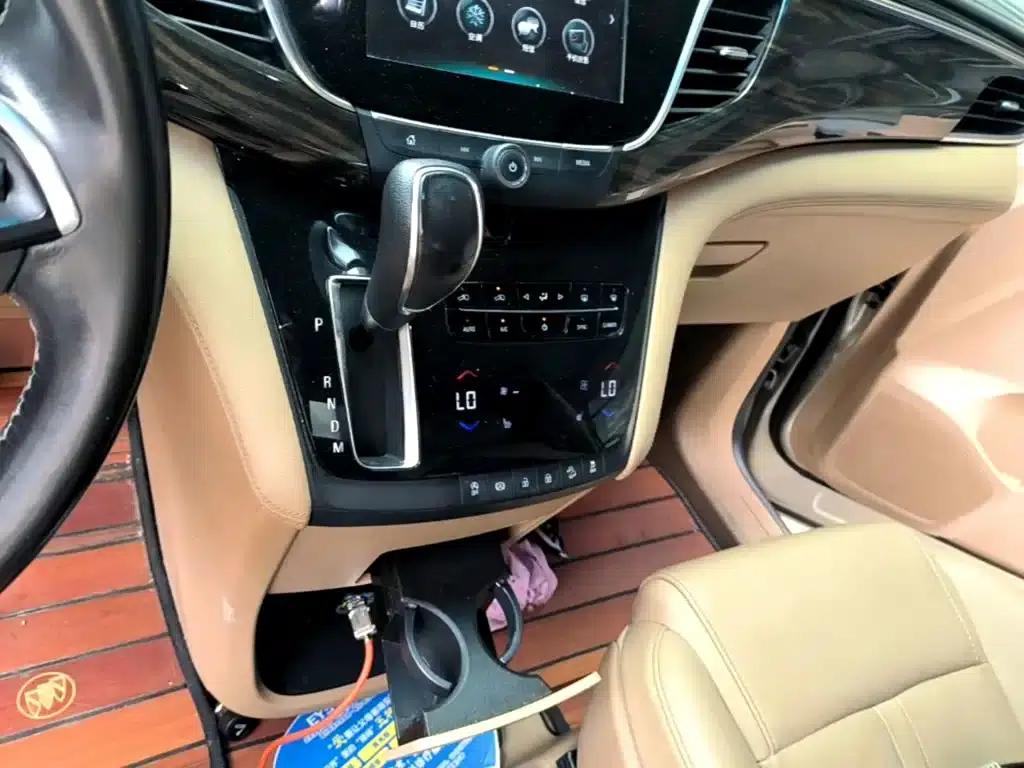 Buick GL8 2017 ES 28T Luxury Edition (National V Emission Standard) — миниатюра 14