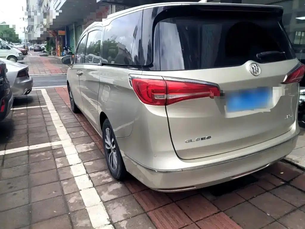 Buick GL8 2017 ES 28T Luxury Edition (National V Emission Standard) — миниатюра 5