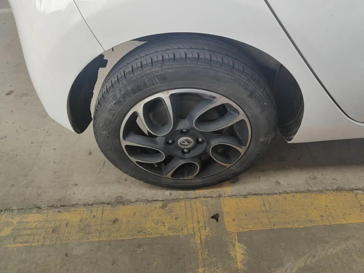 CHANGAN Benni E-Star 2021 National Edition Colorful Version Lithium Iron Phosphate (31.86 kWh) — миниатюра 11