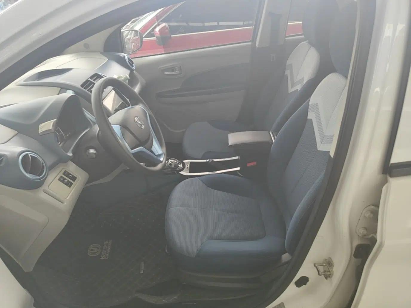 CHANGAN Benni E-Star 2021 National Edition Colorful Version Lithium Iron Phosphate (31.86 kWh) — миниатюра 17