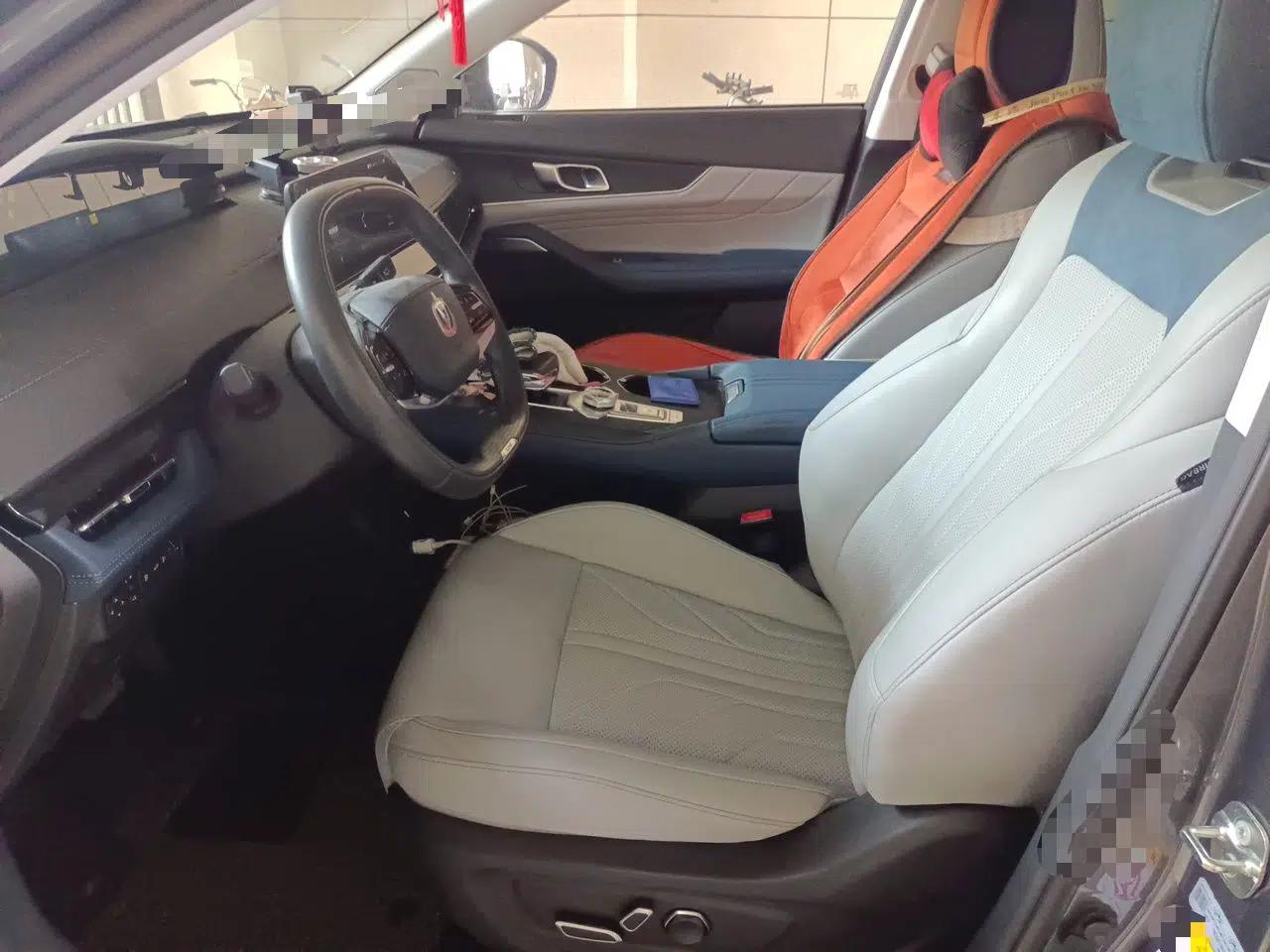 CHANGAN UNI-K iDD 2023 Zhidian iDD 1.5T 135km Smart & Fun Model — миниатюра 15