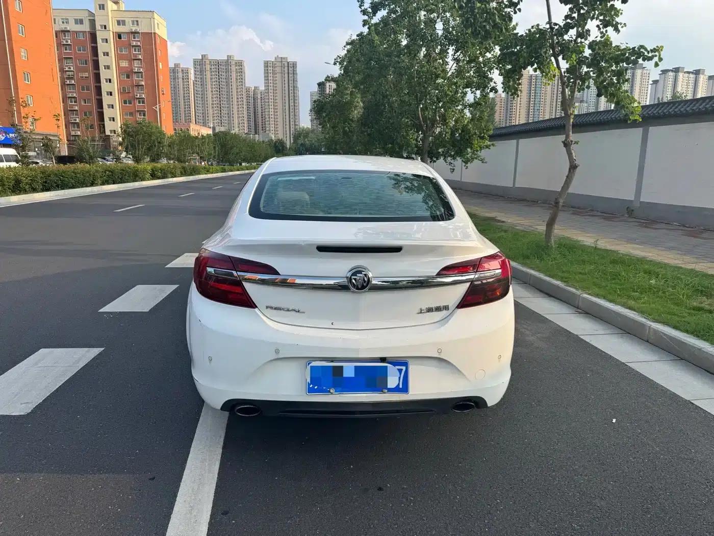 Buick Regal 2014 2.0L Leading Fashion Edition — миниатюра 4