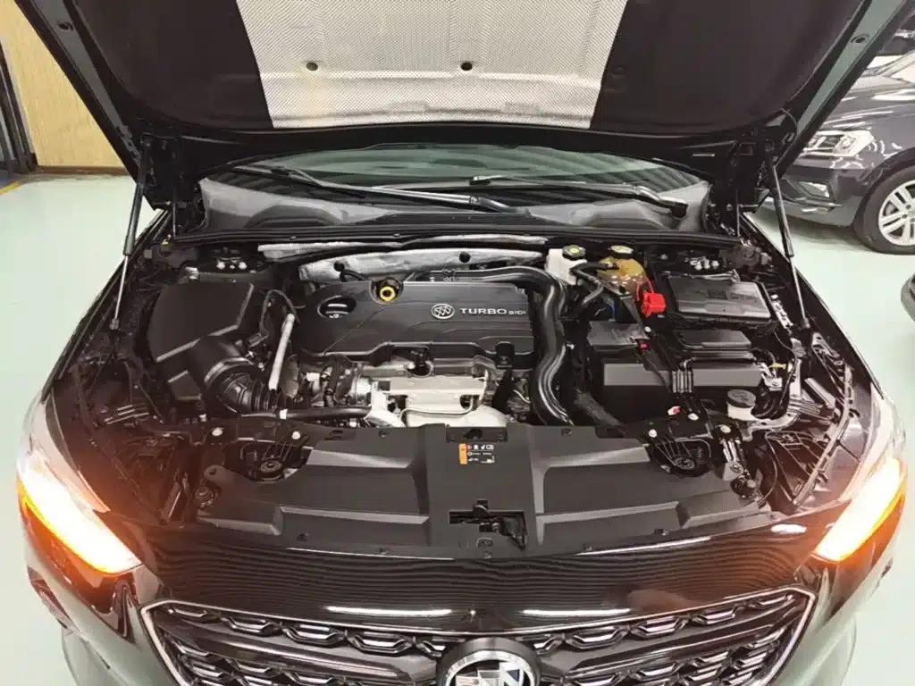 Buick Regal 2020 552T Luxury Edition — миниатюра 20