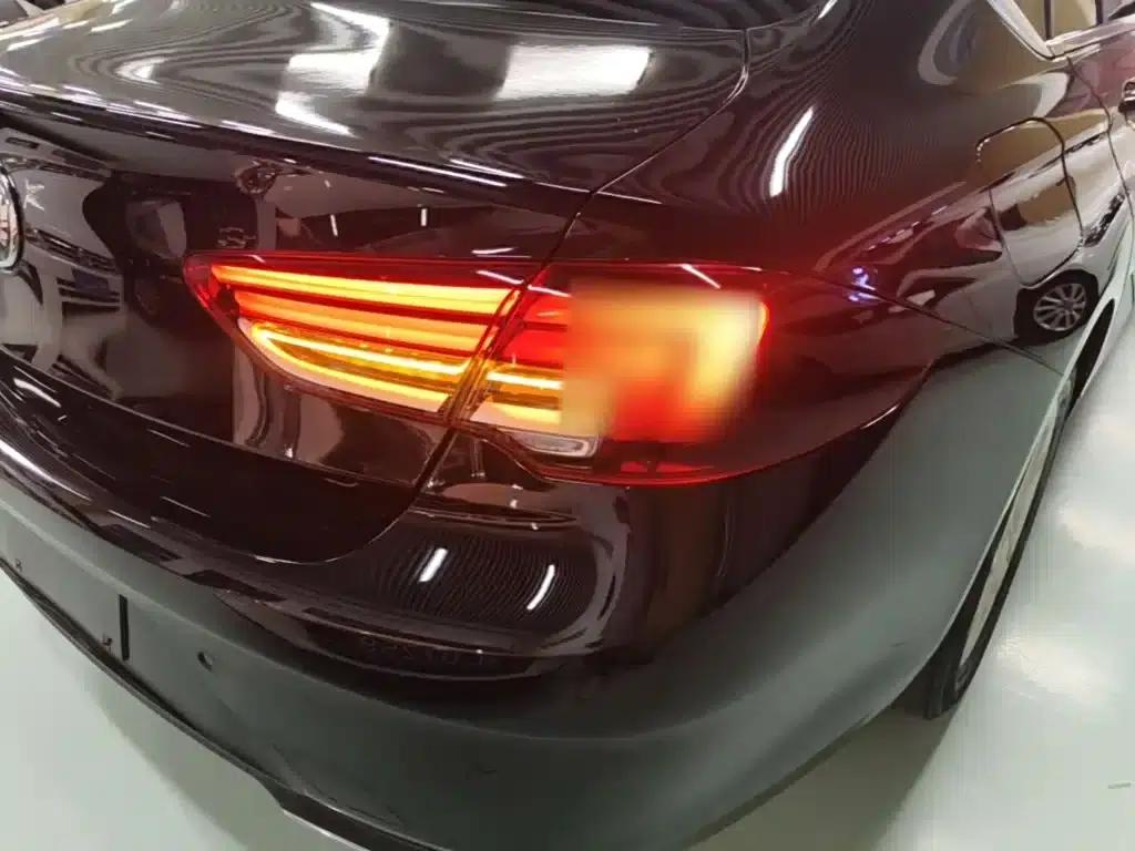 Buick Regal 2020 552T Luxury Edition — миниатюра 8