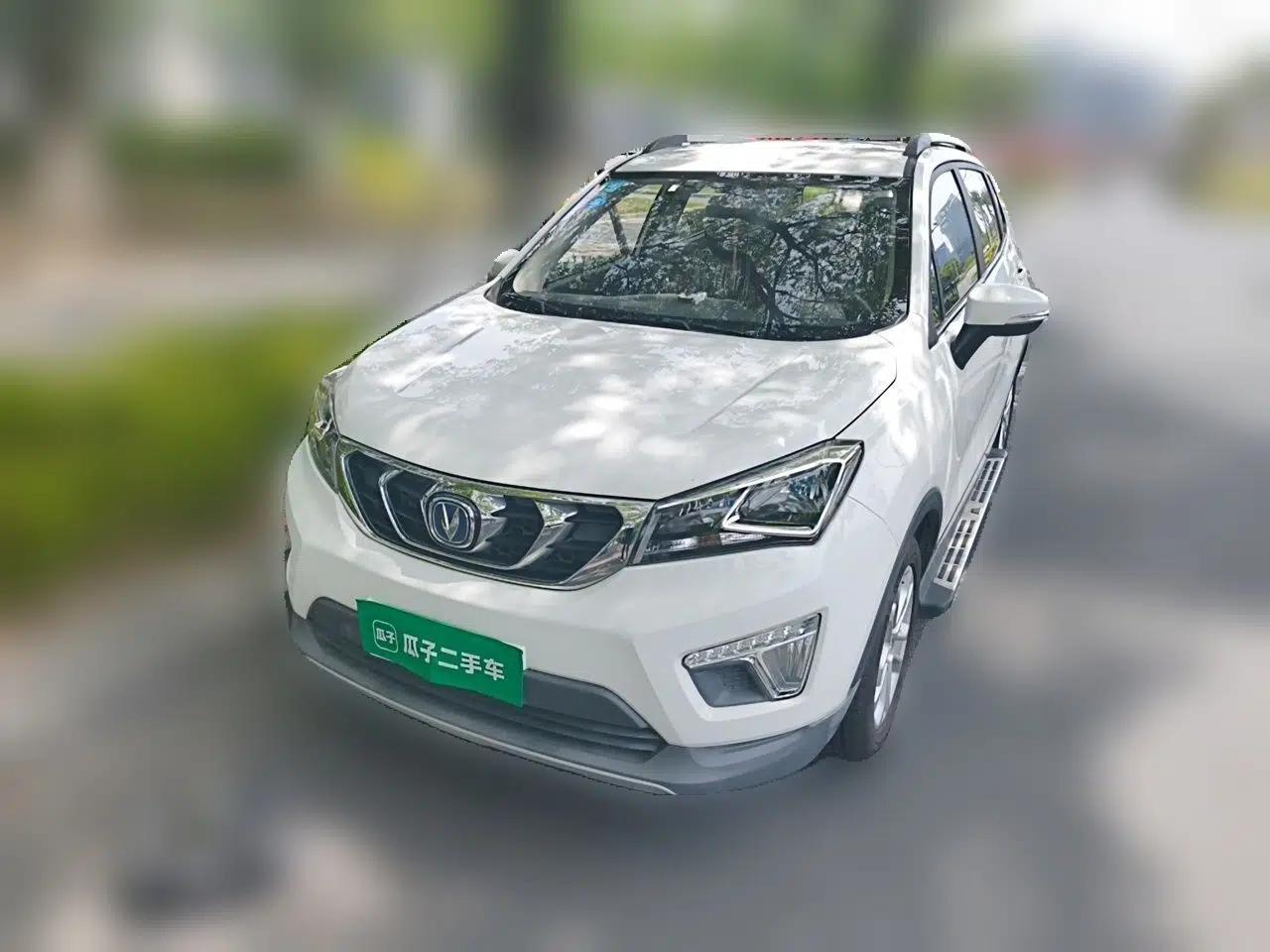 CHANGAN CS15 2016 1.5L Manual Fashion Edition — миниатюра 1