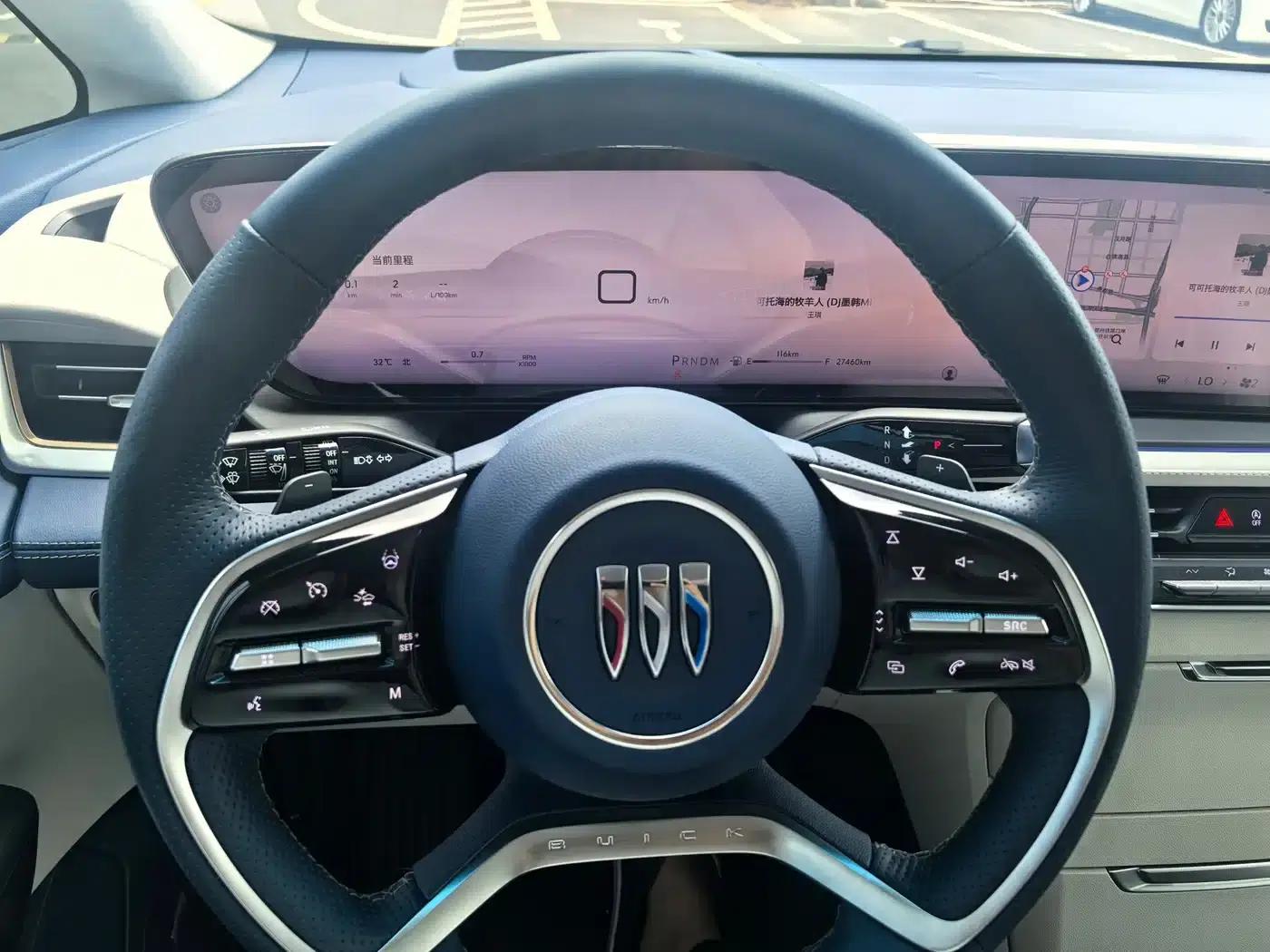 Century 2025 2.0T 7-Seat Luxury Edition — миниатюра 2