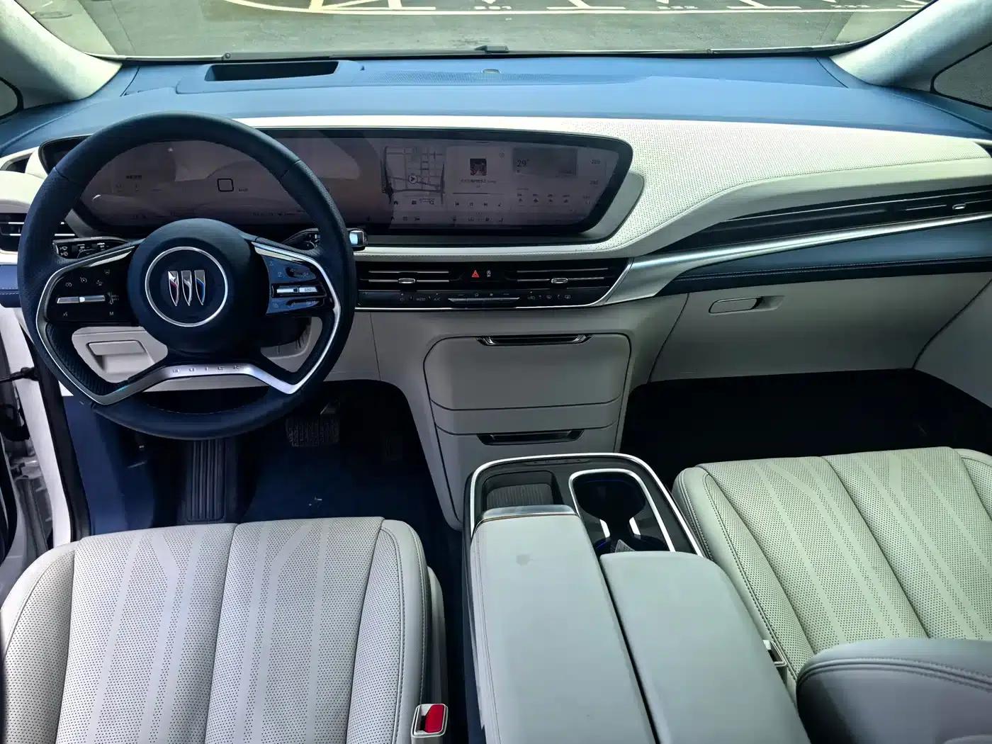 Century 2025 2.0T 7-Seat Luxury Edition — миниатюра 5