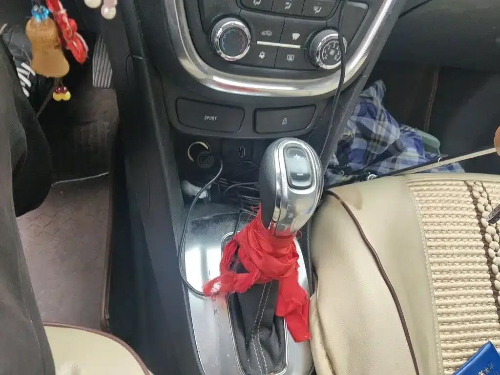 2015 Buick Encore 1.4T Automatic 2WD Urban Elite — миниатюра 7