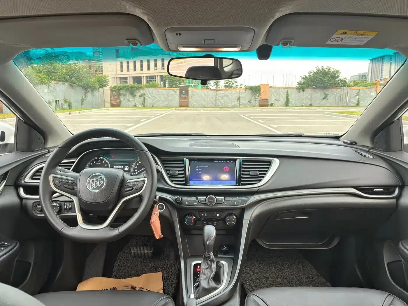 Buick Verano 2018 18T Automatic Elite — миниатюра 11