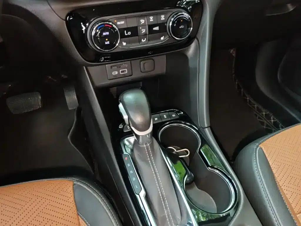 Encore GX 2020 20T CVT 2WD Flagship Edition — миниатюра 14