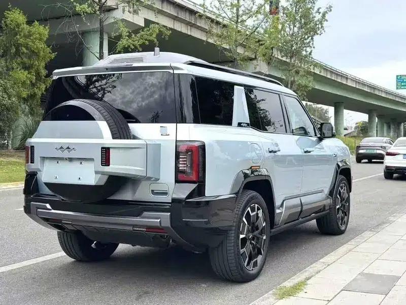 Leopard 8 2025 Smart & Brave Flagship Edition 7-Seater — миниатюра 6