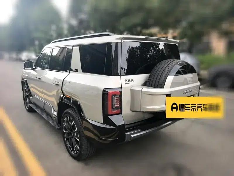Leopard 8 2025 Smart & Brave Flagship Edition 7-Seater — миниатюра 4