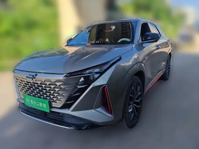 CHANGAN OSHAN Z6 2023 Blue Whale 1.5T DCT Smart Luxury Model