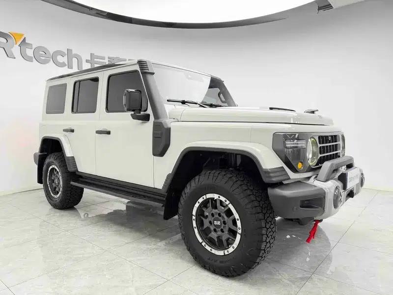 212 T01 2024 Model 2.0T Changfeng Edition — миниатюра 3