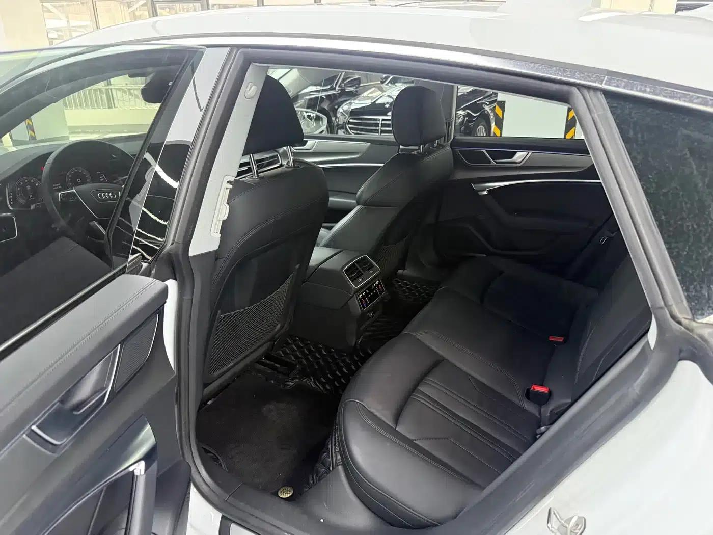 Audi A7 2022 45 TFSI Premium Edition — миниатюра 10