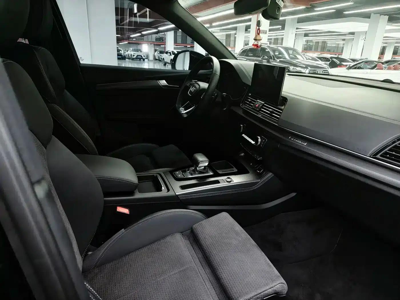 Audi Q5L Sportback 2024 40 TFSI Luxury — миниатюра 6
