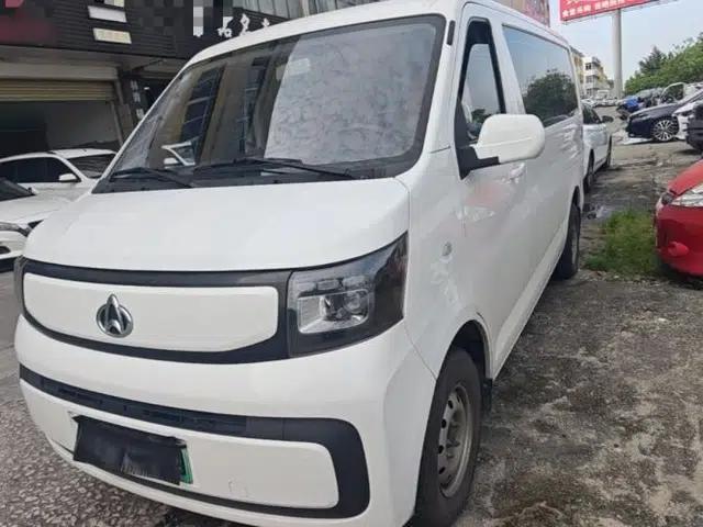 CHANGAN KAICHENG Ruixing EM80 2025 Passenger Version Comfort Model 6 Seats 300 km Liftback Door