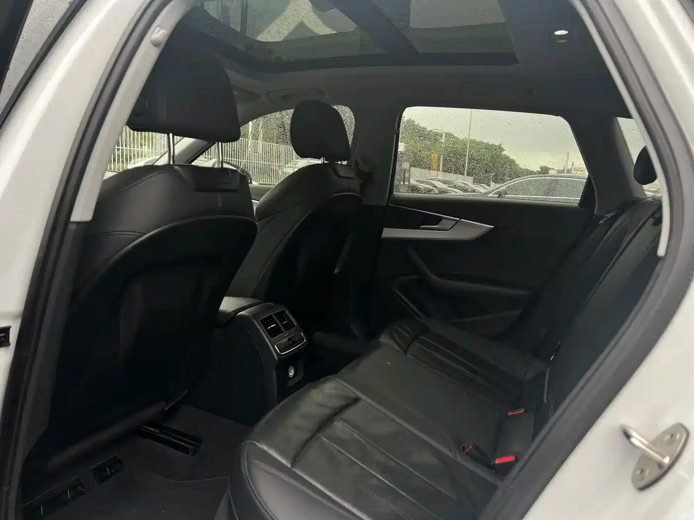 Audi A4 (Imported) 2019 45 TFSI allroad quattro Fashion Edition — миниатюра 11