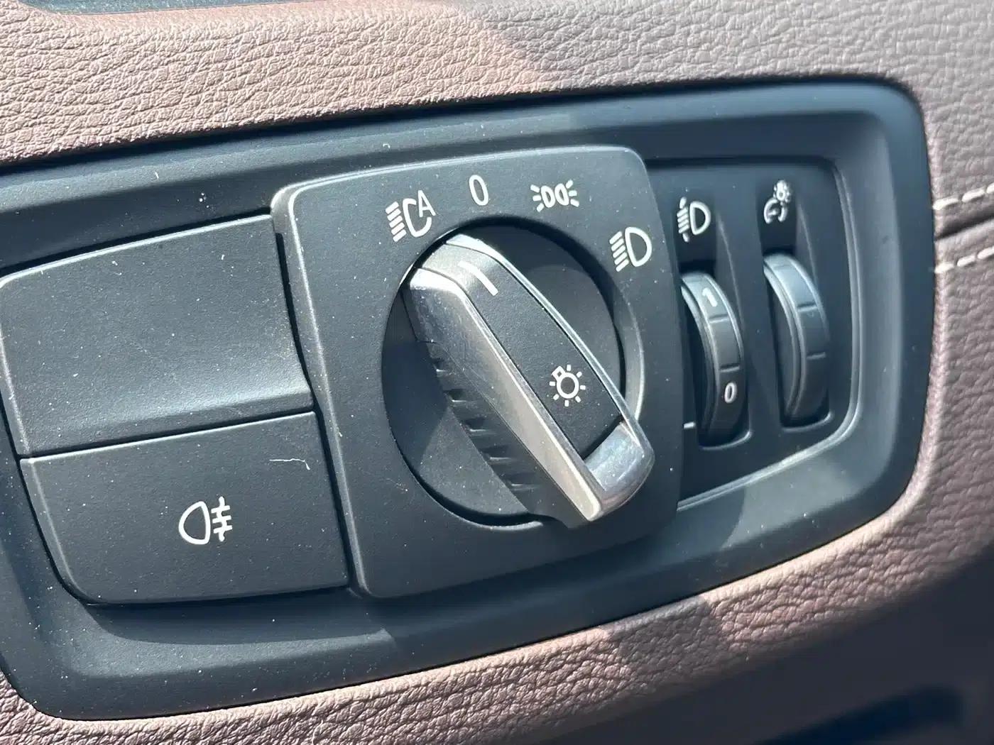 BMW X1 2021 xDrive25Li Premium — миниатюра 15